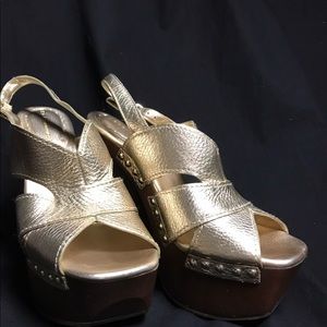 BCBG platform heels in gold